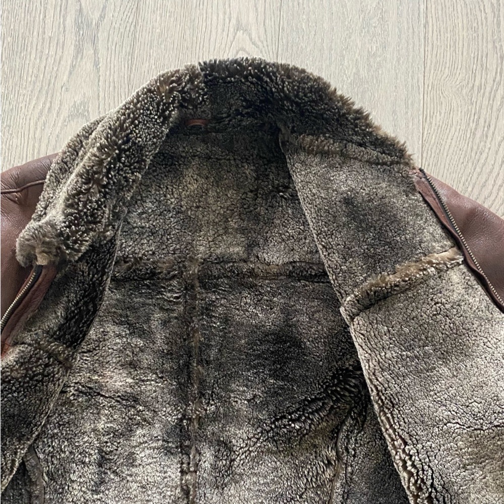 Authentic Shearling Coat - Picture 4 of 7